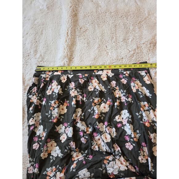 TORRID Tea Length Floral Cami Two Piece Set NWT Size 4 - Picture 7 of 10